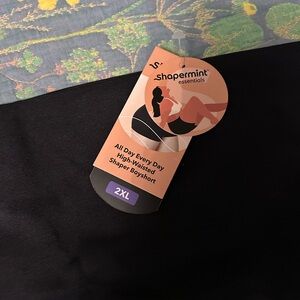 Shapermint Essentials Black High-Waisted Boyshort